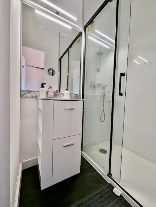 Excellent T2 - Superbe Vue Et Proche Rocade Appartement *